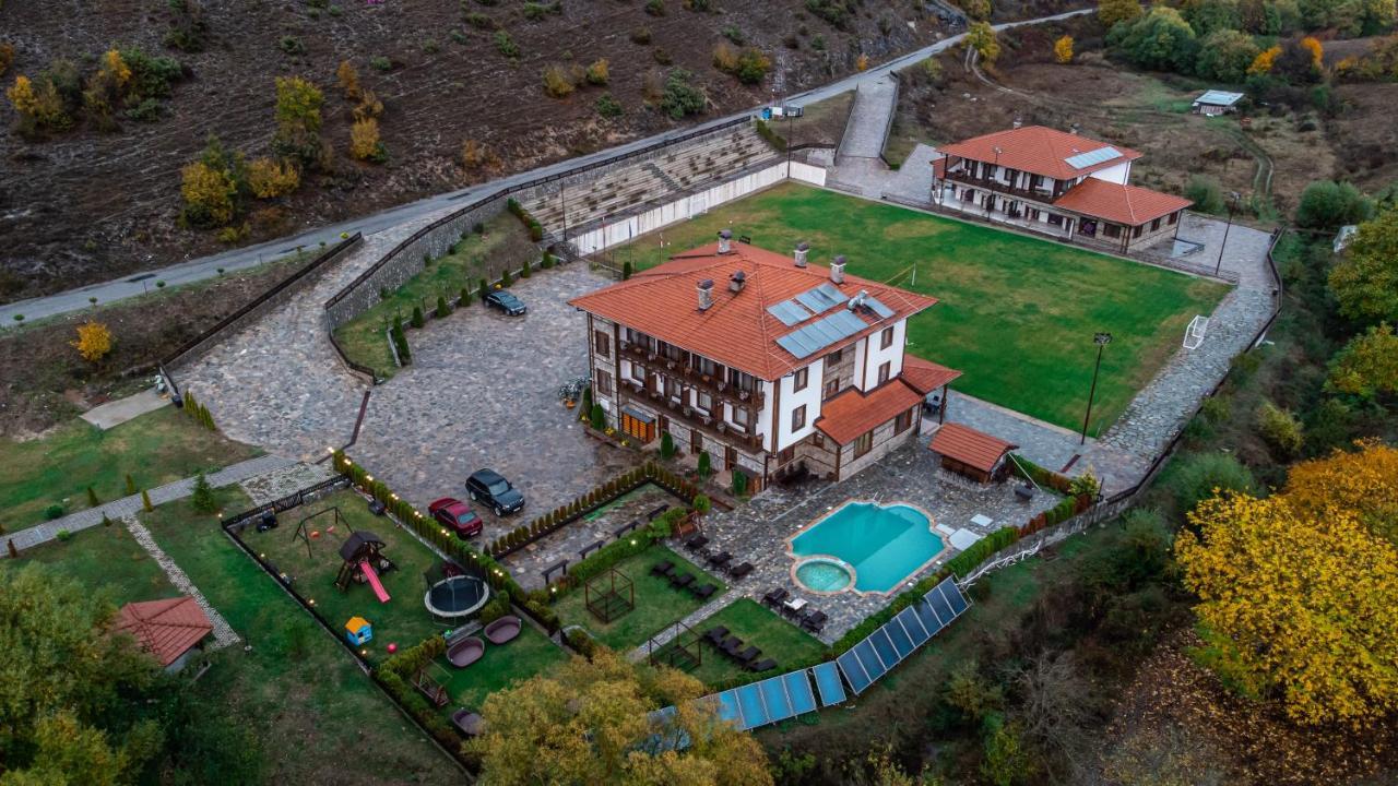 Gaytaninovo Mentor Resort מראה חיצוני תמונה